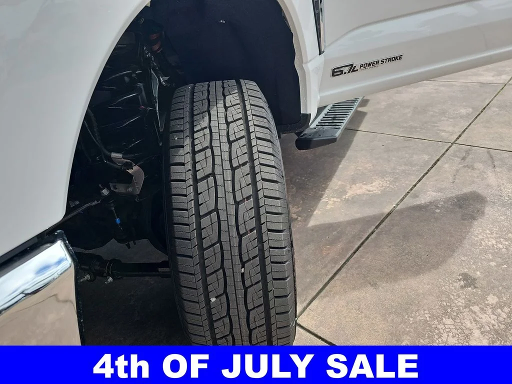 New 2026 Oxford White Ford F-350® Lariat® image 37