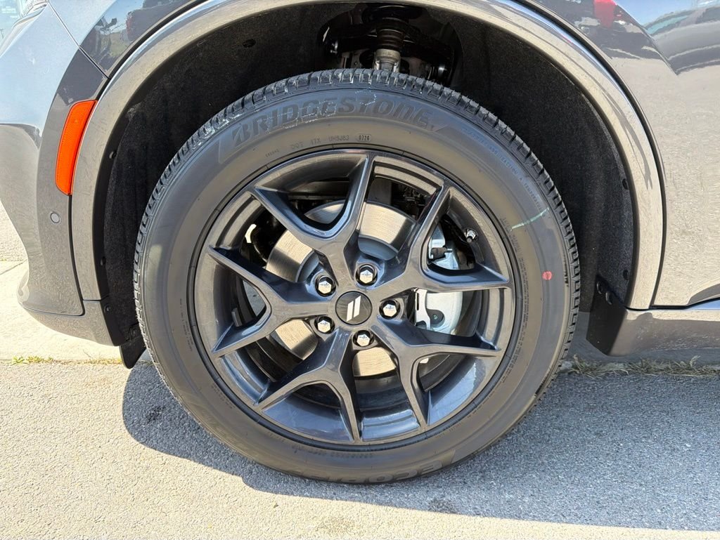 New 2026 Vapor Gray Exterior Paint Dodge GT Plus HEMI V8 image 53