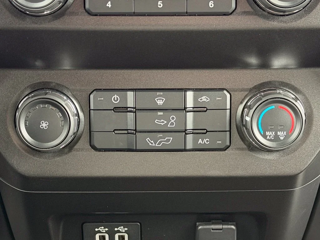 Used 2019 Gray Ford XLT image 14