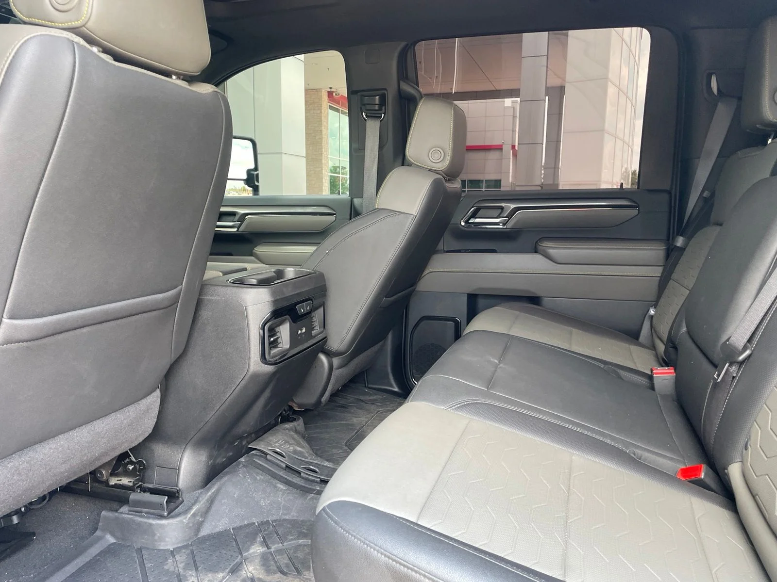 Used 2024 Gray Chevrolet ZR2 image 21