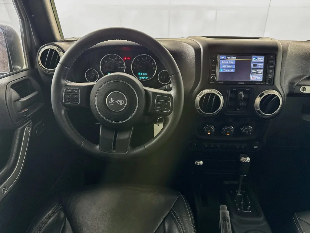 Used 2017 Gray Jeep Unlimited Rubicon image 25
