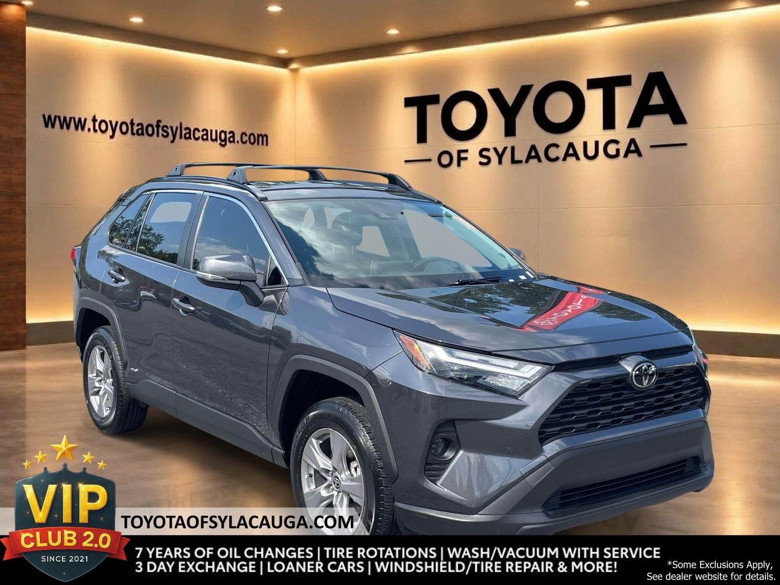 Used 2025 Magnetic Gray Metallic Toyota Hybrid XLE image 1