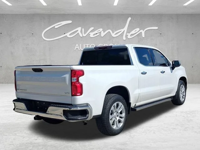 Used 2023 IRIDESCENT PEARL TRICOAT Chevrolet LTZ image 17