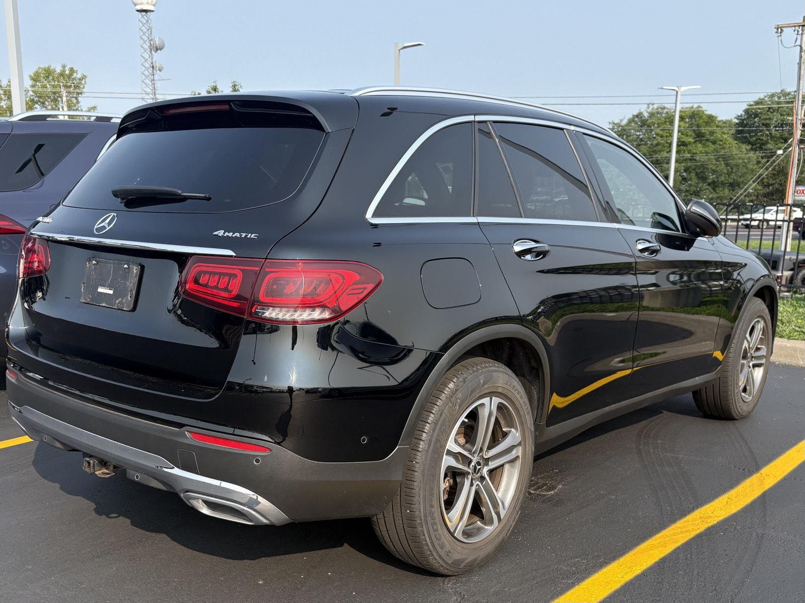 Used 2021 Black Mercedes-Benz GLC 300 image 4