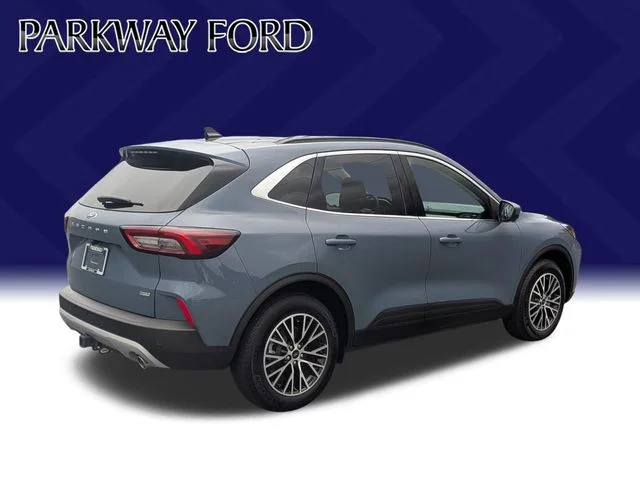 Used 2025 Blue Ford Base image 5