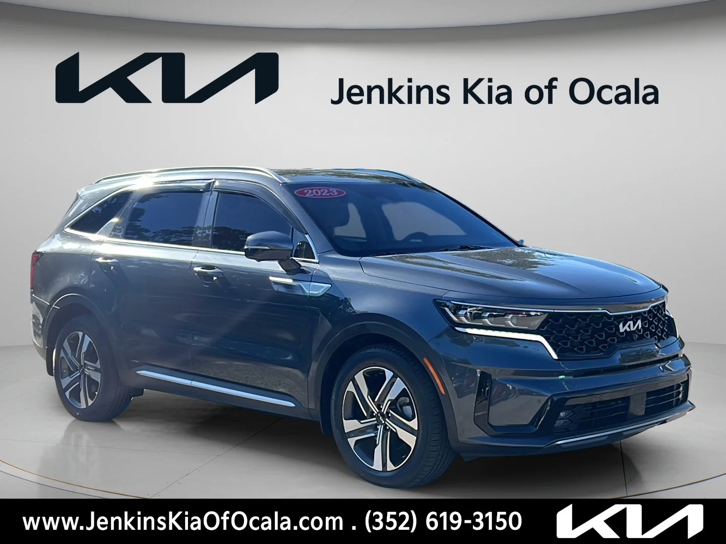 Used 2023 Platinum Graphite Kia SX Prestige image 1