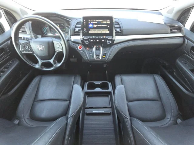 Used 2024  Honda EX-L image 17