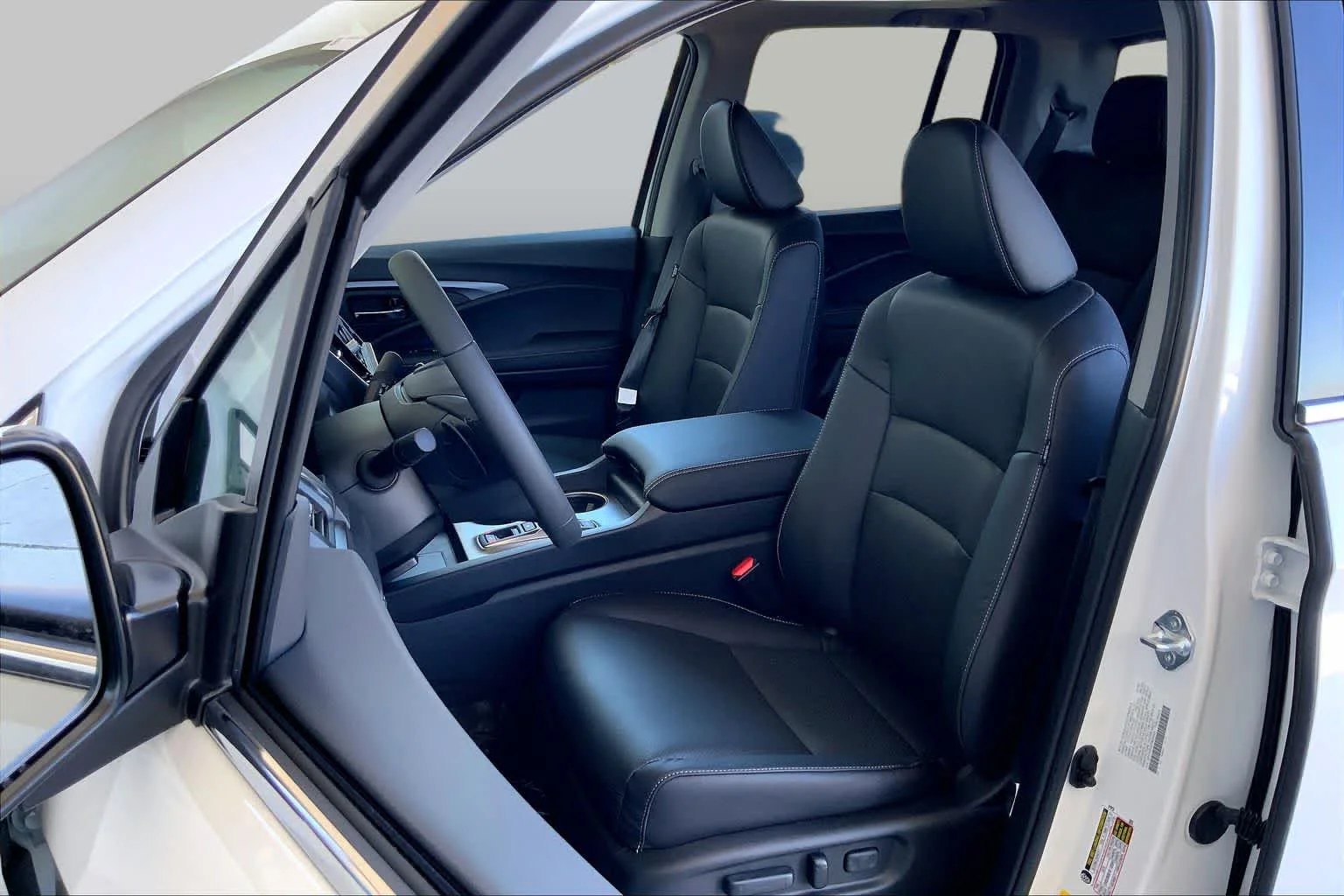 New 2026 Platinum White Pearl Honda RTL image 7