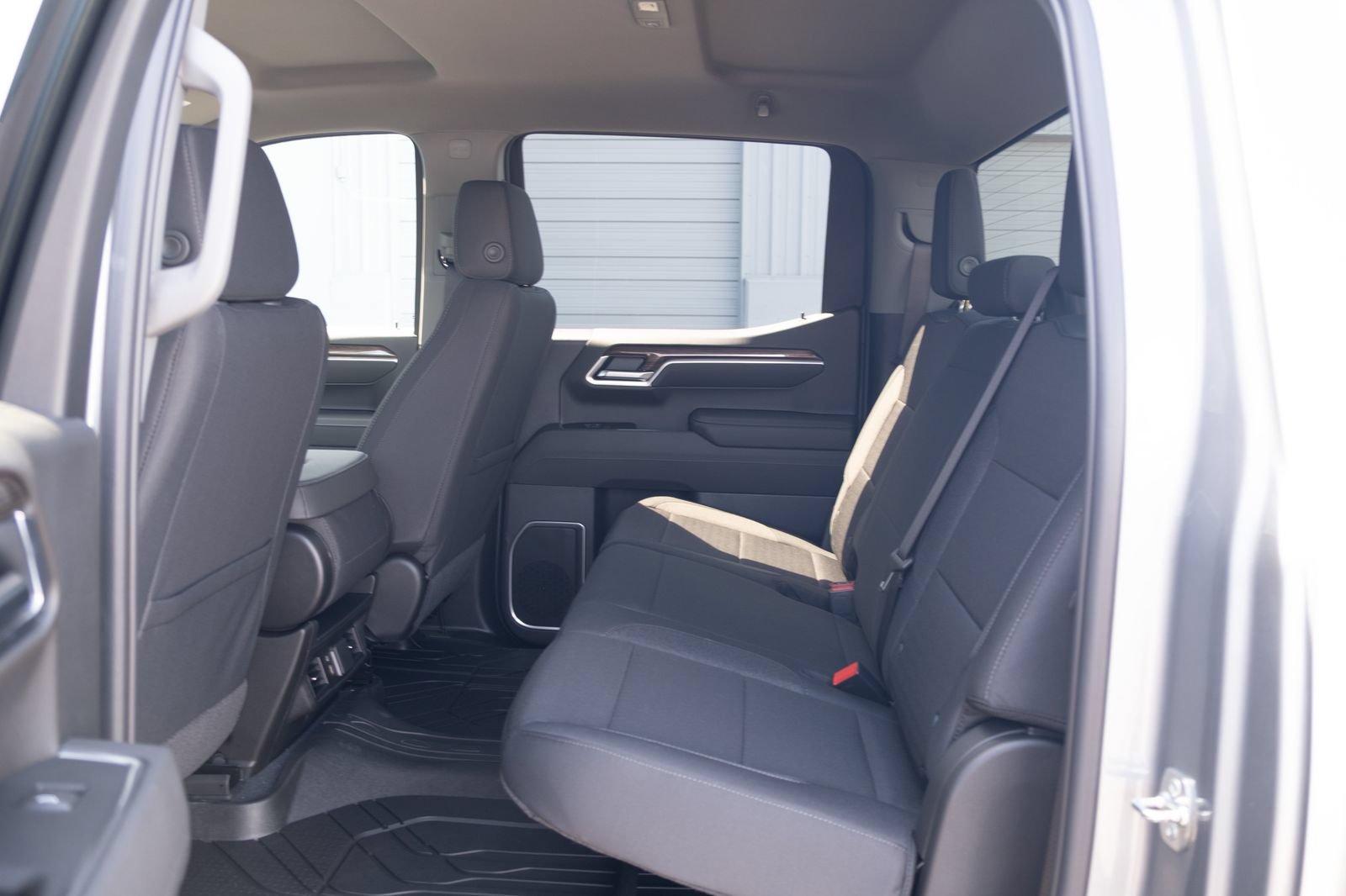 2026 Chevrolet Silverado 1500 LT - Photo 15