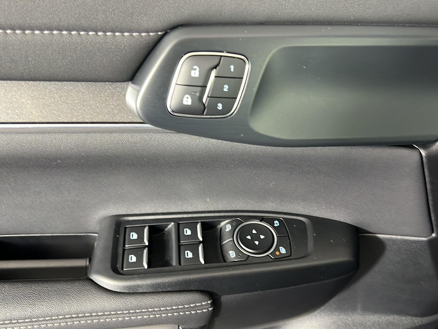 Used 2024 Carbonized Gray Ford LARIAT image 16