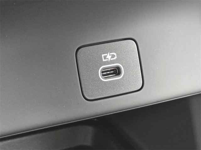 New 2025 Santorini Black Land Rover S image 8