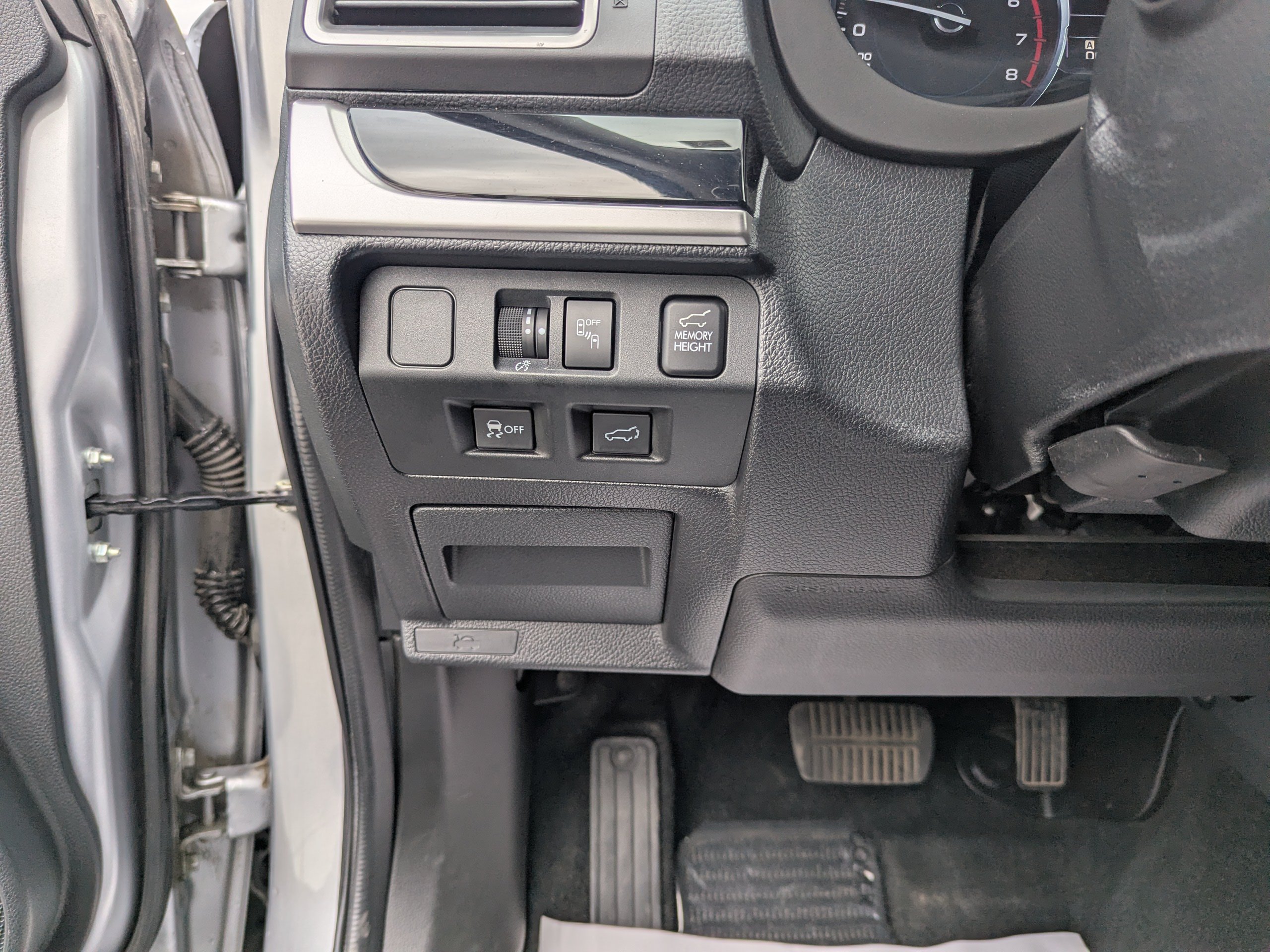 2018 Subaru Forester Limited - Photo 14