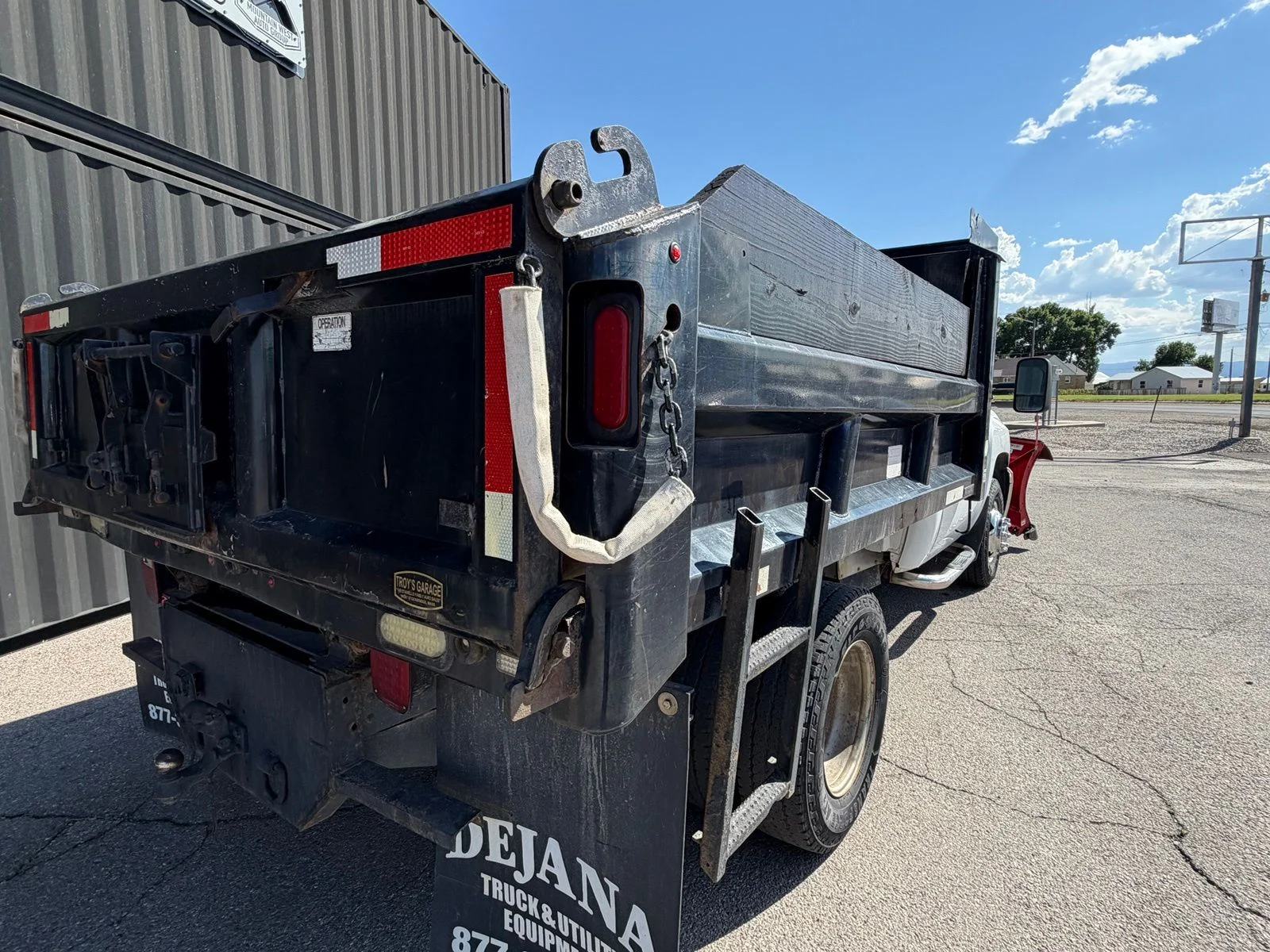 Used 2013 White Chevrolet Work Truck image 28