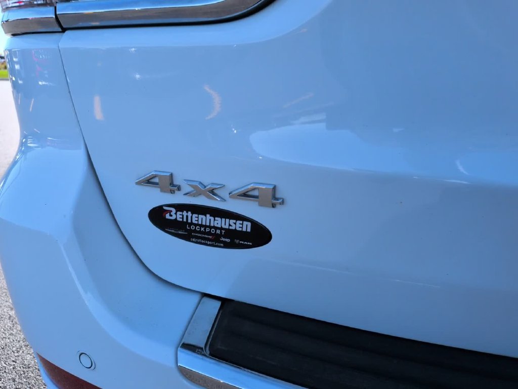 Certified Used 2017 White Jeep Overland image 9