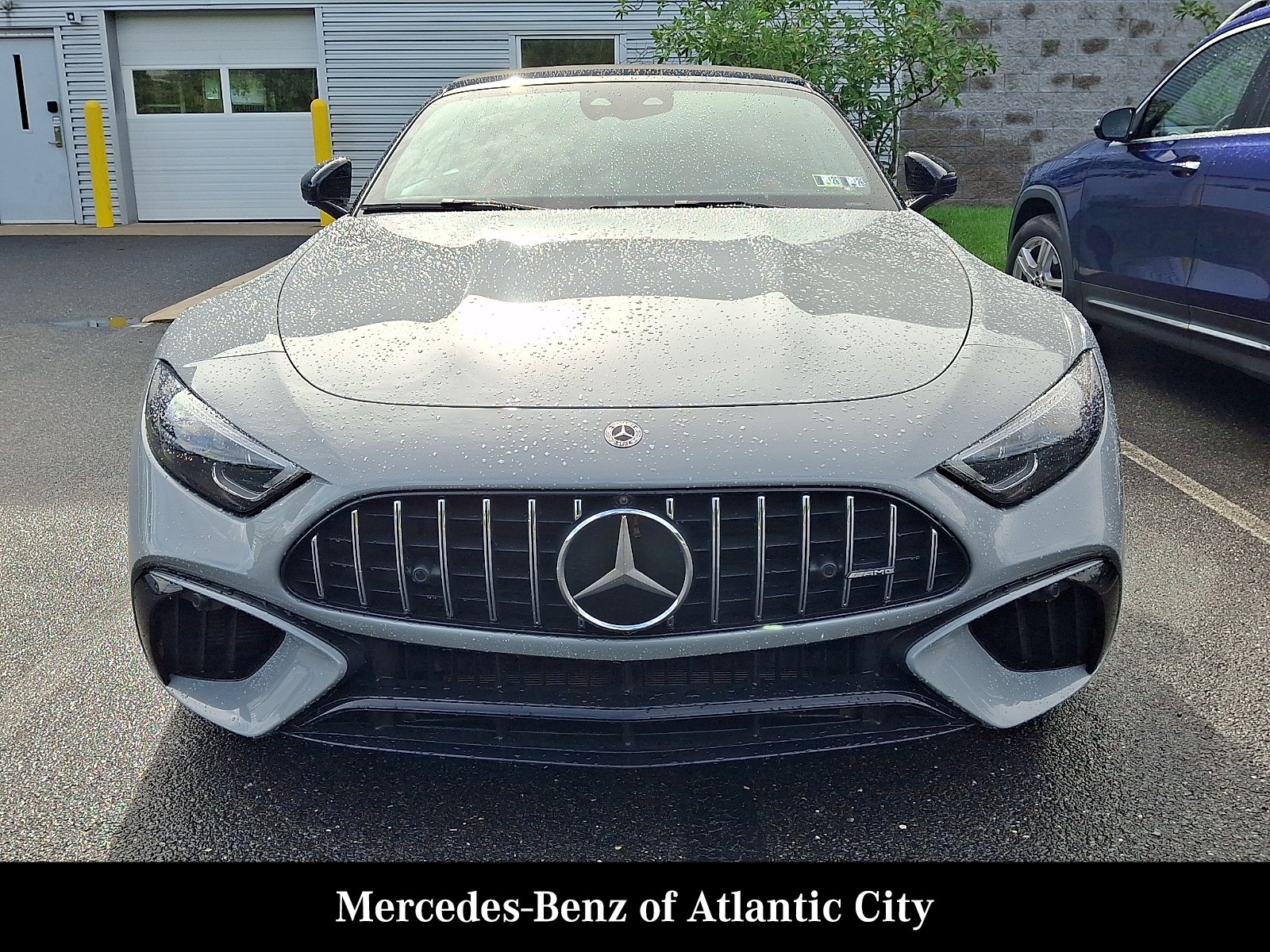 Used 2022 MANUFAKTUR Alpine Grey - 956 Mercedes-Benz 4MATIC® image 2