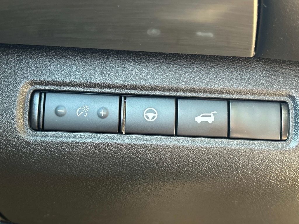 Used 2022 Blue Nissan SL image 20