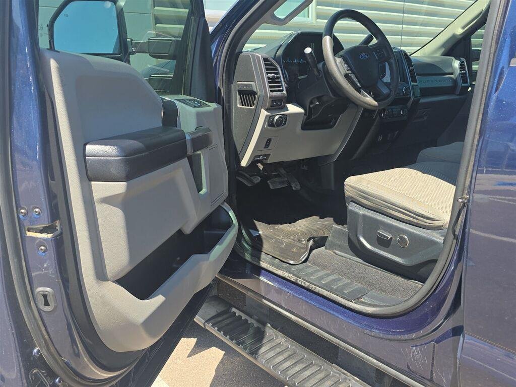 Used 2019 Blue Jeans Ford XLT image 8