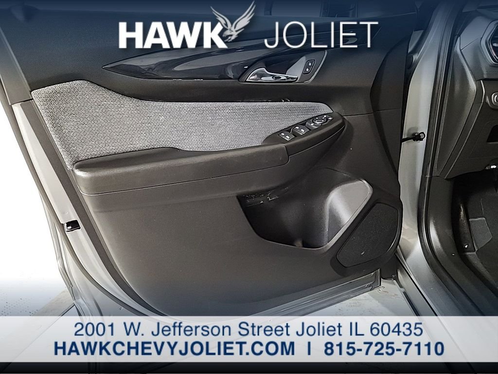 Used 2025 Gray Chevrolet LT image 18