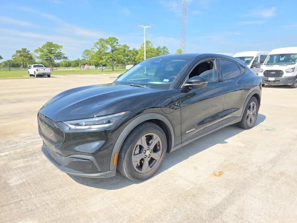 Used 2023 Shadow Black Ford Select image 2