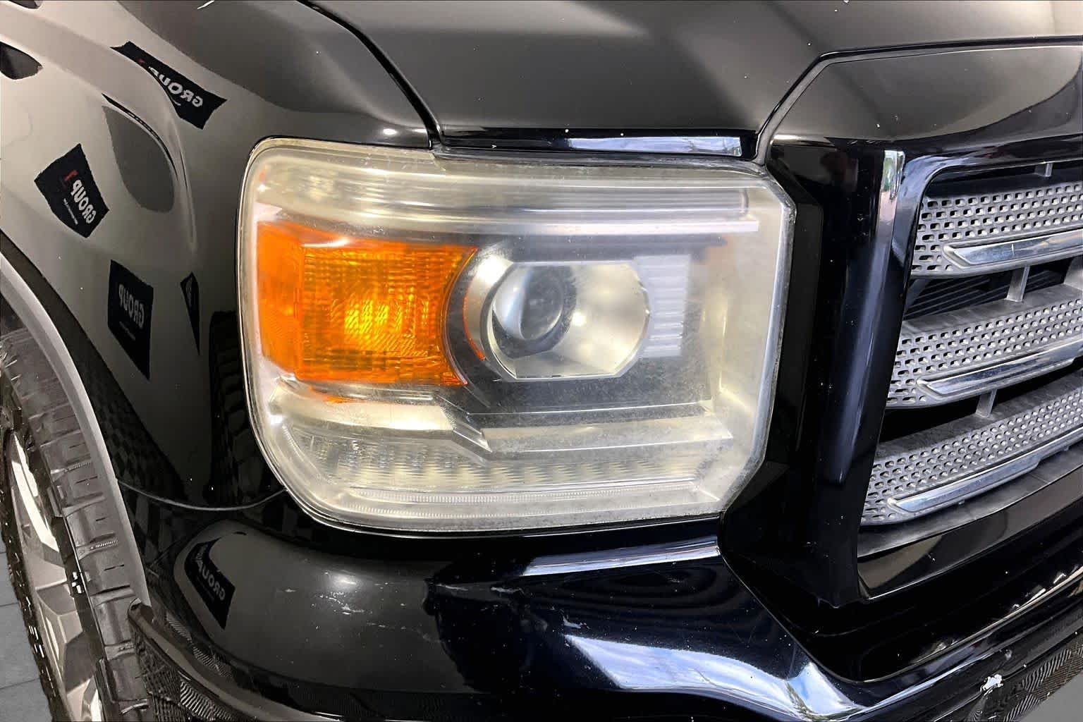 Used 2014 ONYX BLACK GMC SLE image 24