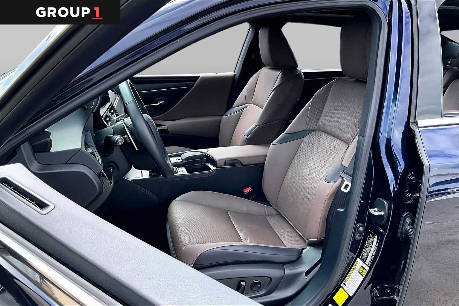 Used 2022 Nightfall Mica Lexus  image 7