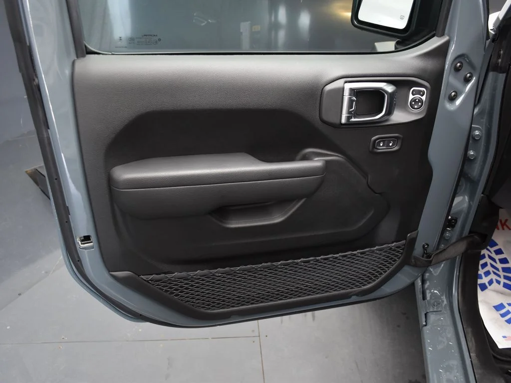 New 2026 Anvil Clearcoat Jeep Sport S image 7