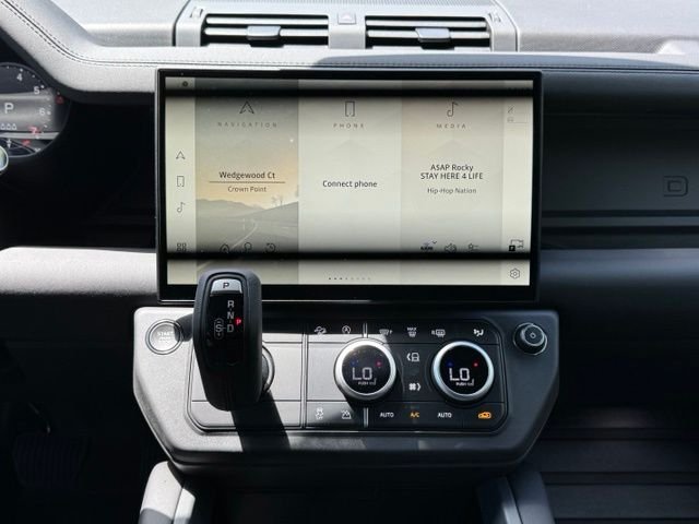 New 2026 Santorini Black Land Rover S image 26