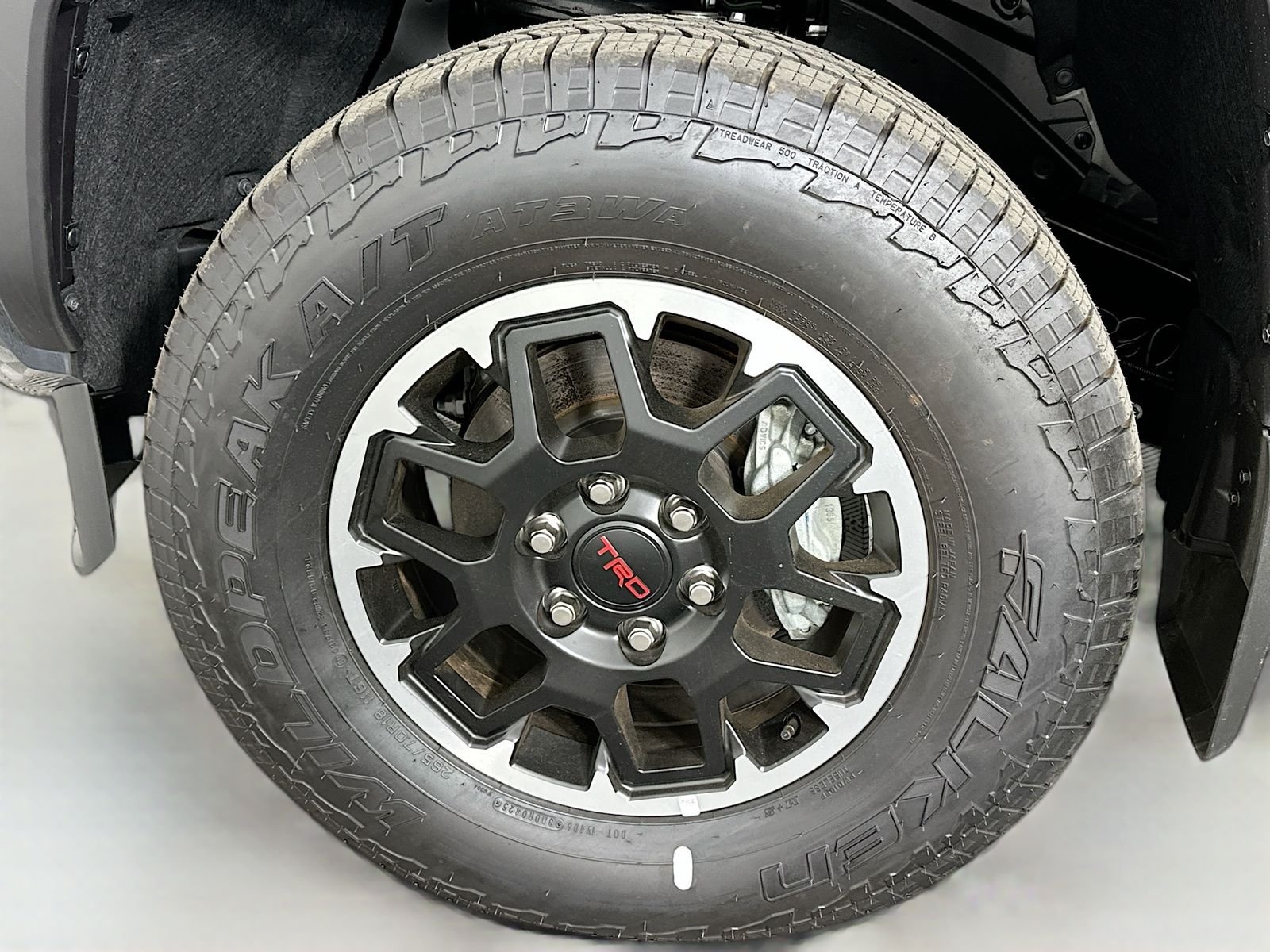 2025 Toyota Tacoma TRD Off Road - Photo 32