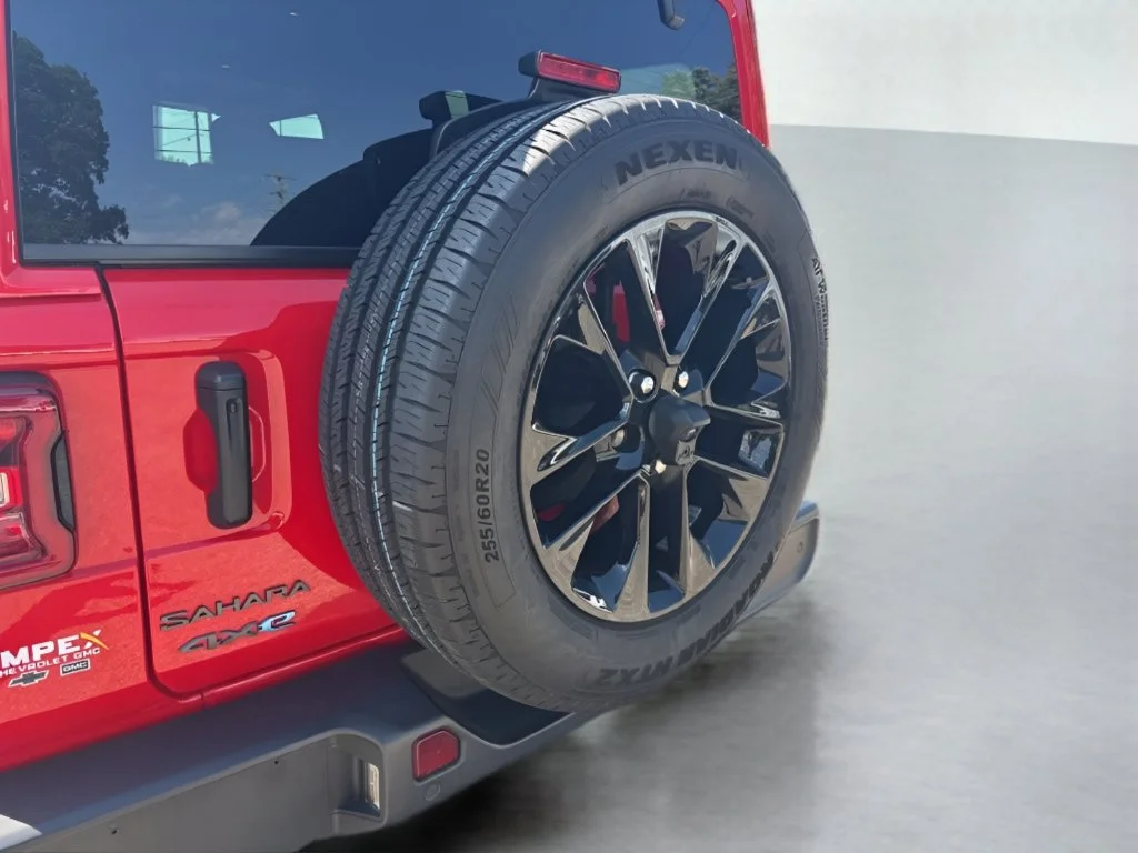 Used 2025 Red Jeep Sahara 4xe image 32