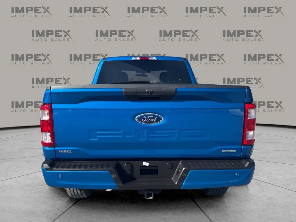 Used 2021 Blue Ford XL image 4