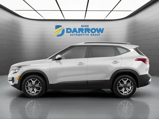 Used 2021 White Kia LX image 2