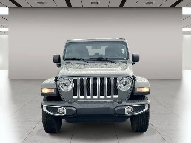 Used 2023 Gray Jeep Sahara image 9