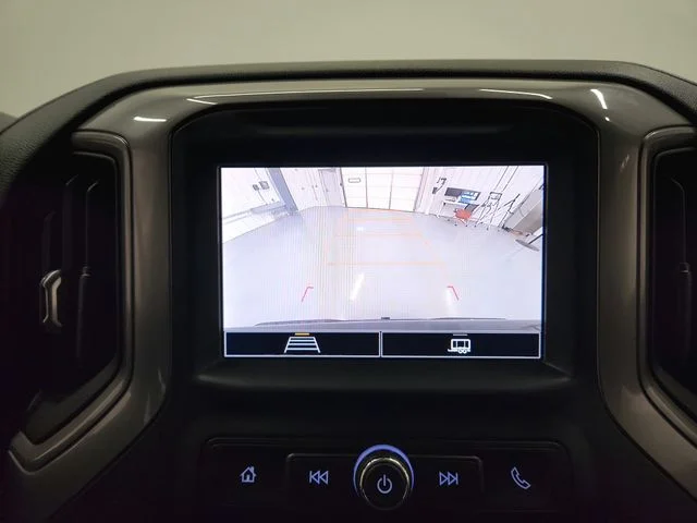 Used 2023 Gray Chevrolet Custom image 28