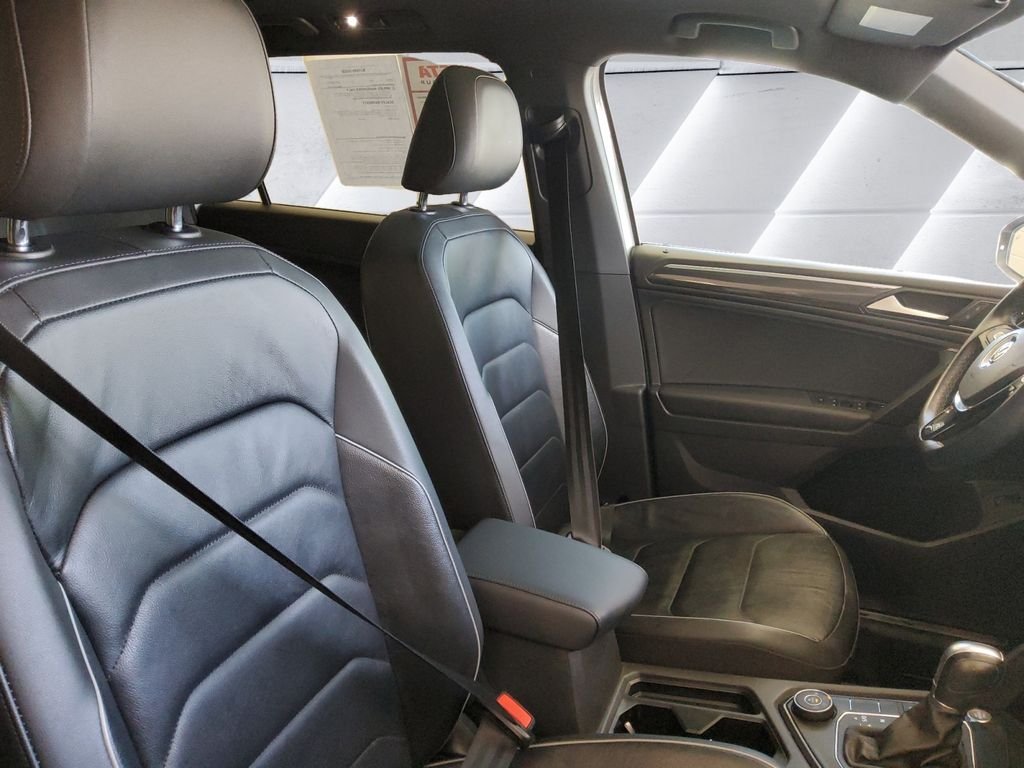 Used 2019 Beige Volkswagen 2.0T SEL Premium R-Line image 14