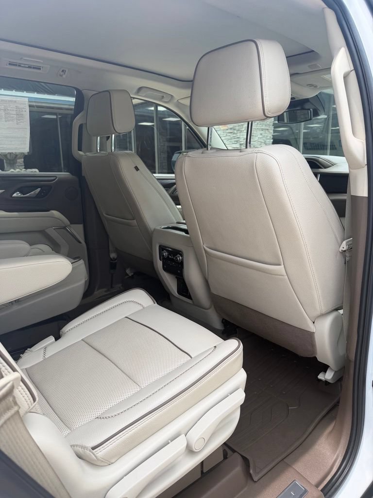 2024 GMC Yukon Denali - Photo 26