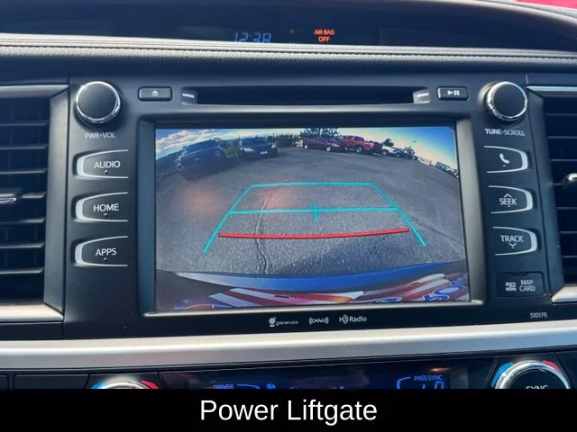 Used 2017 Gray Toyota XLE image 34