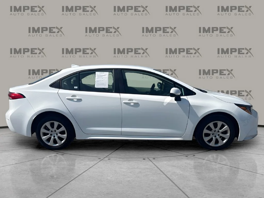 Used 2025 White Toyota LE image 6