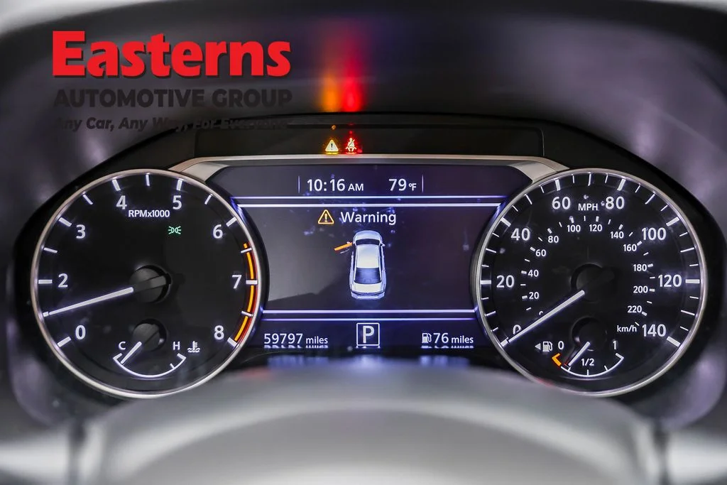 Used 2025 Red Nissan 2.5 SV image 18