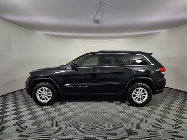 Used 2020 Black Jeep Laredo E image 2