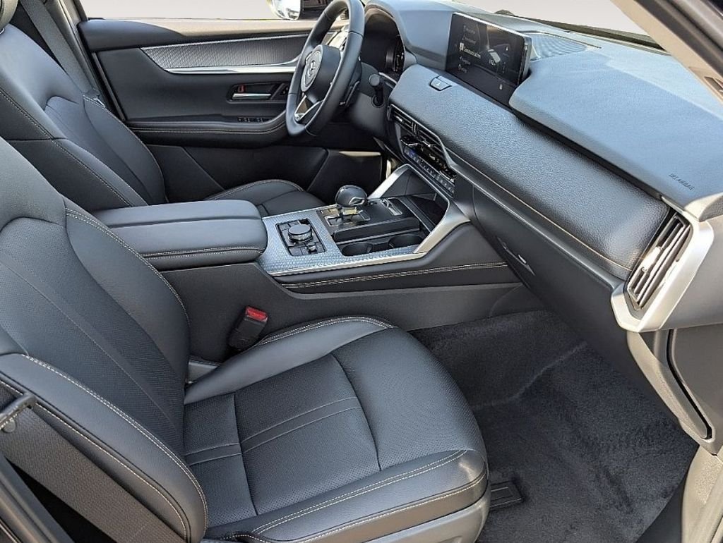 2026 Mazda CX-90 Premium Package - Photo 11