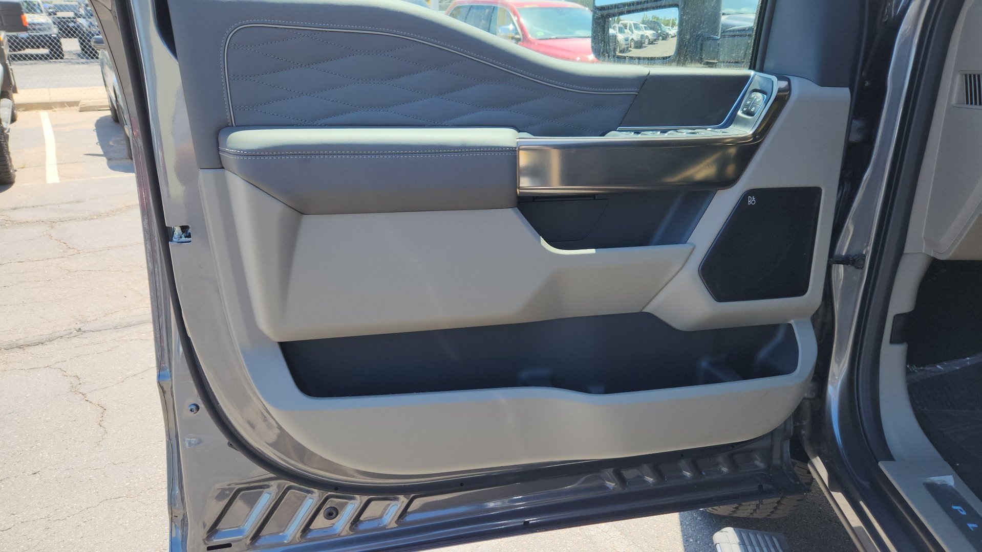 New 2026 Carbonized Gray Metallic Ford Platinum image 12
