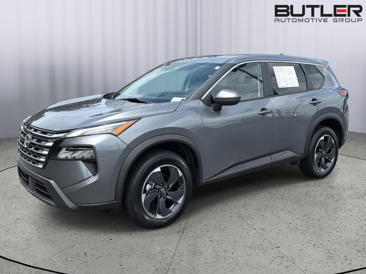 Used 2024 Gun Metallic Nissan SV image 2