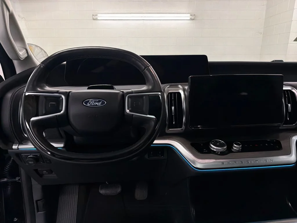 Certified Used 2025 Black Ford Platinum image 9