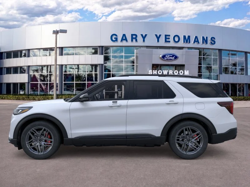 New 2026 Space White Metallic Ford ST image 3