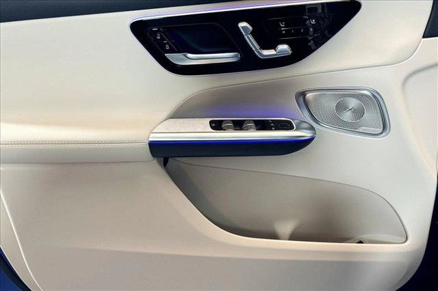 New 2026 Starling Blue Metallic Mercedes-Benz GLC 300 image 46