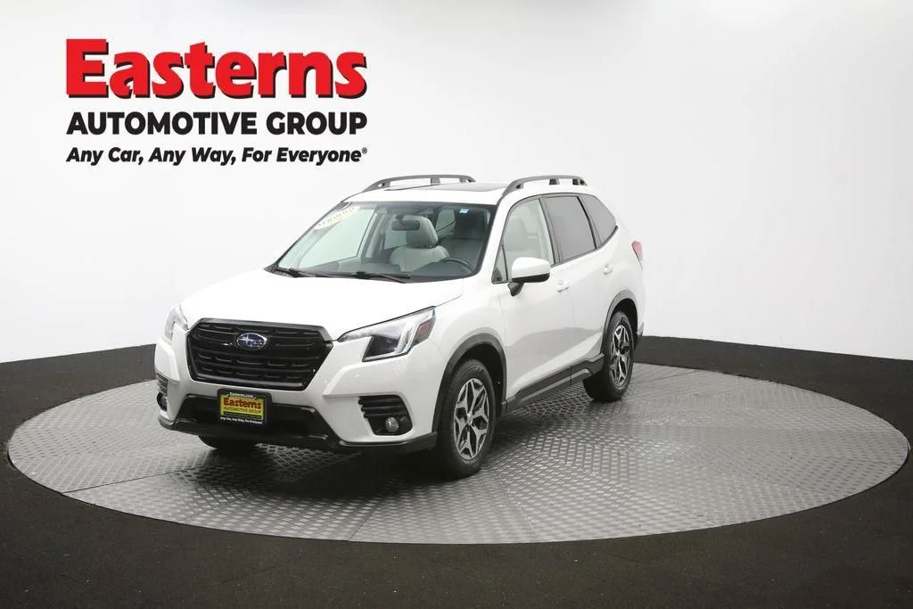 Used 2022 White Subaru Premium image 60