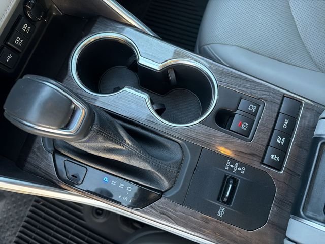 2021 Toyota Highlander Platinum - Photo 24