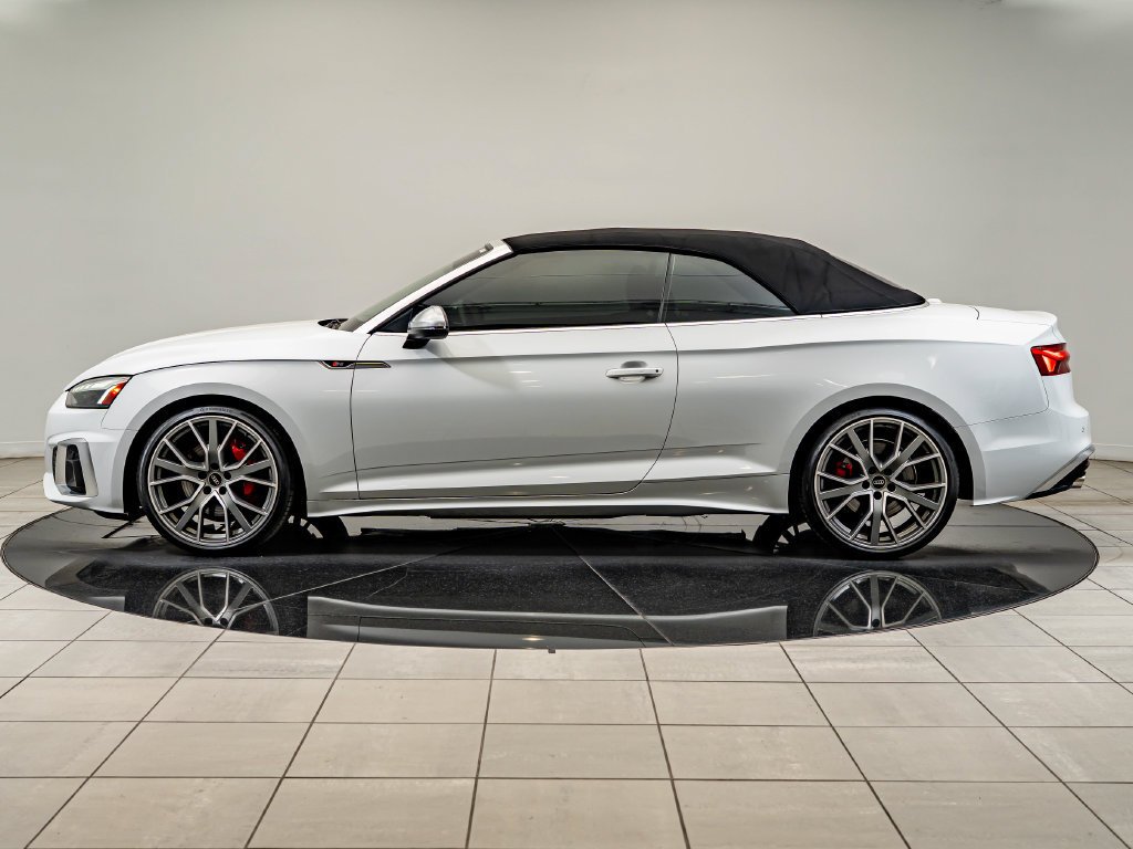Used 2024 Glacier White Metallic/Black Roof Audi 3.0T Premium Plus image 6