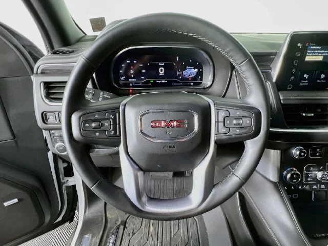 Used 2024 White GMC SLT image 12