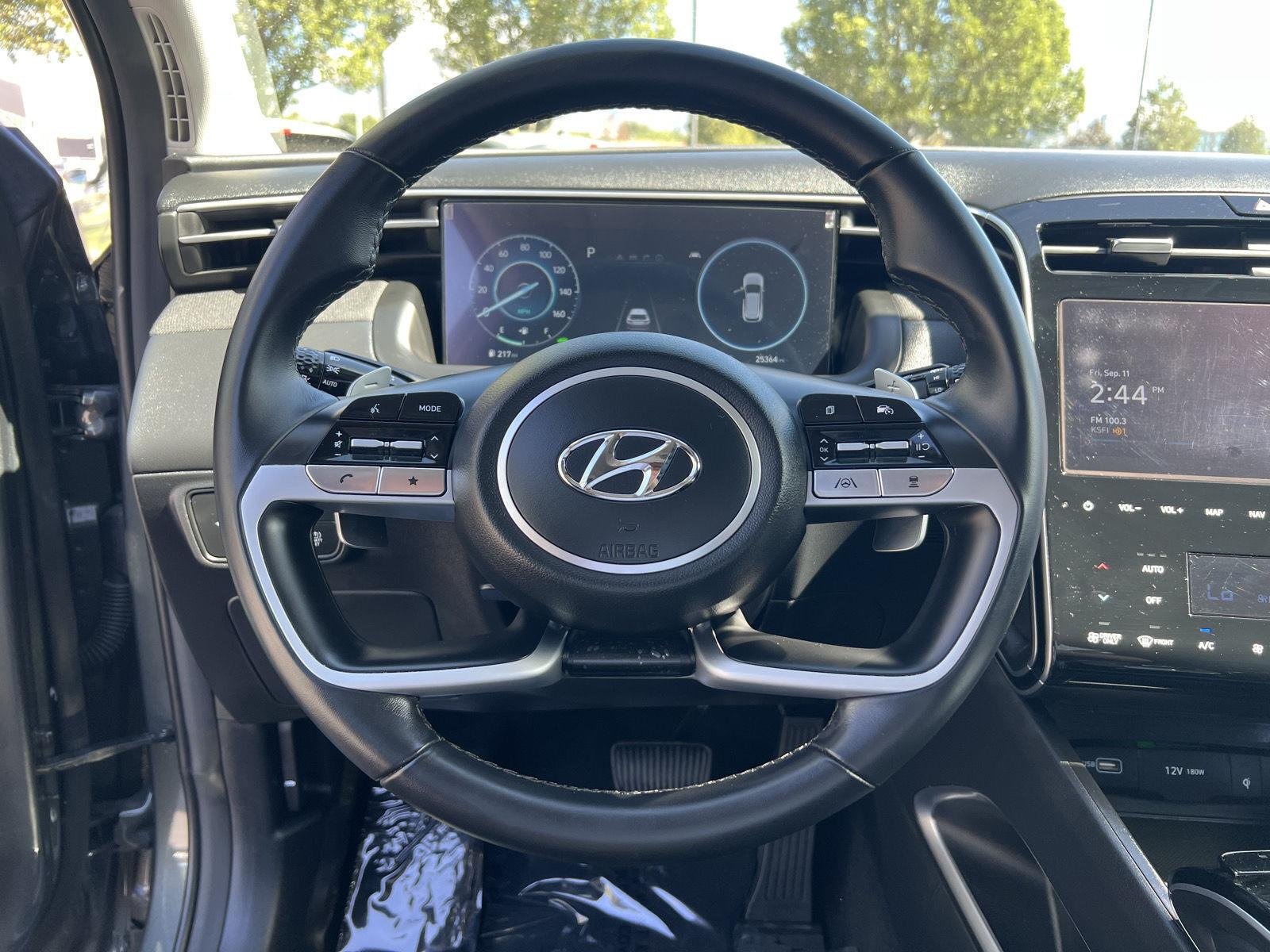 Certified Used 2024 Amazon Gray Hyundai SEL Convenience image 6